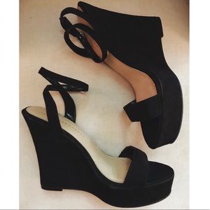 Lauren Conrad Black Ankle Strap Platform Wedges